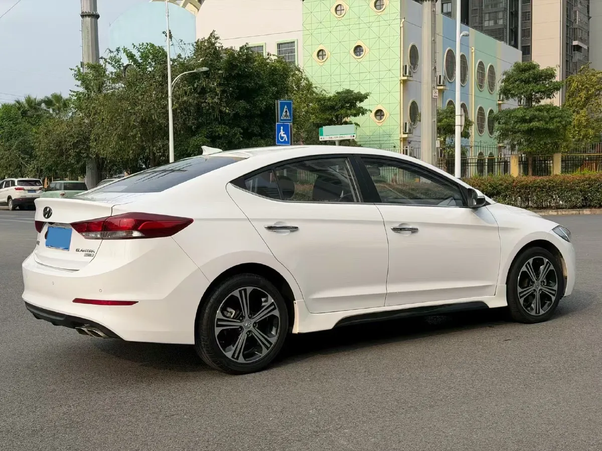 2018 Hyundai Elantra 1.4T 130HP L4 7DCT,autocango,china used car exporter,china ev exporter,chinese used car exporter,chinese used ev exporter
