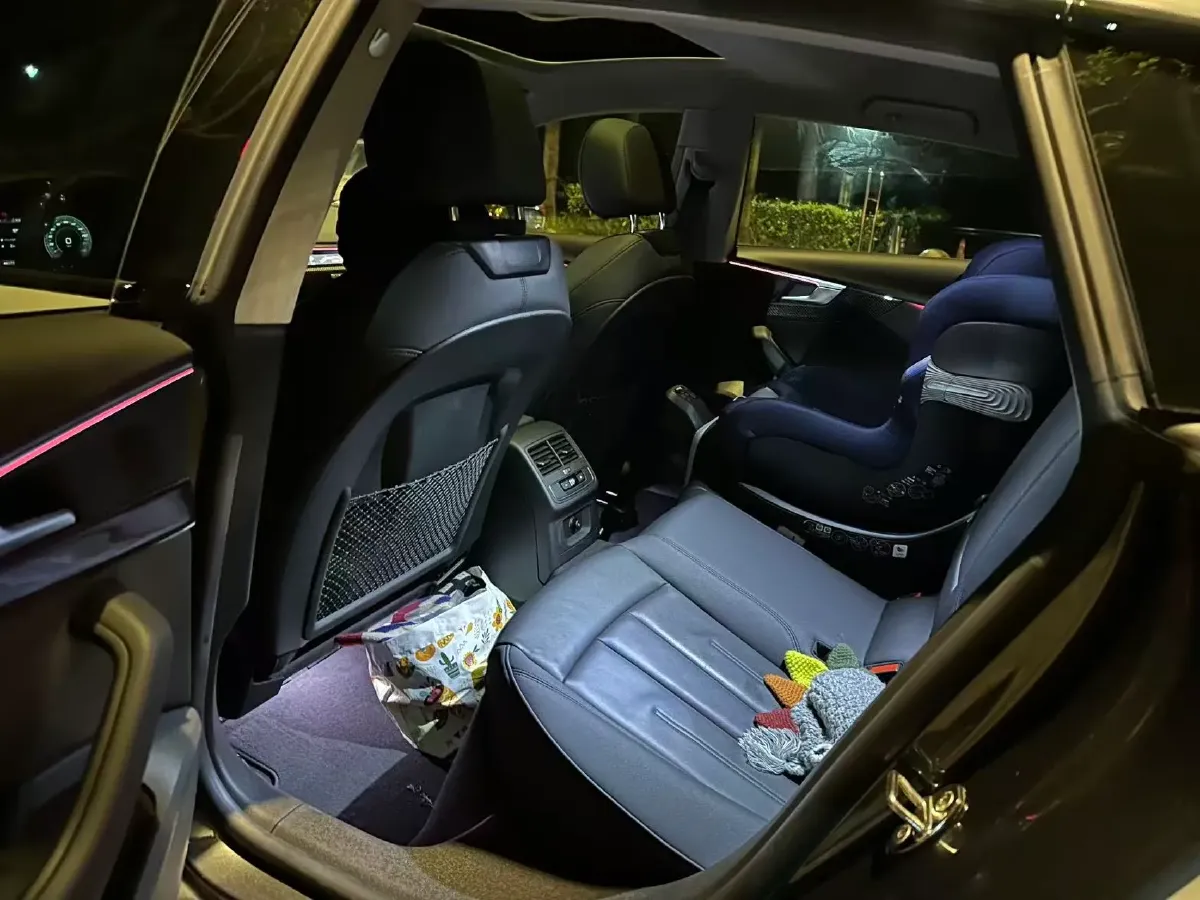 2021 Audi A5 2.0T 204HP L4 7DCT,autocango,china used car exporter,china ev exporter,chinese used car exporter,chinese used ev exporter