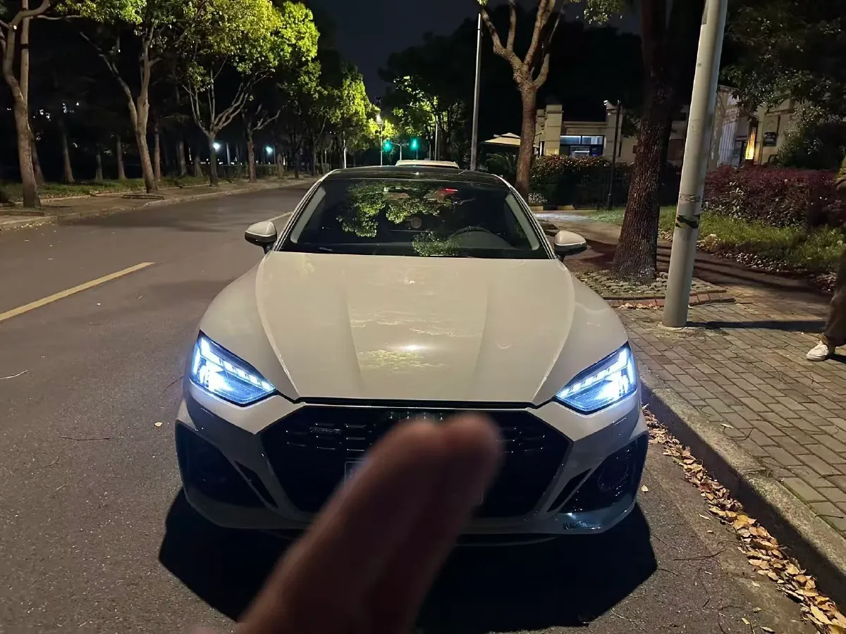 2021 Audi A5 2.0T 204HP L4 7DCT,autocango,china used car exporter,china ev exporter,chinese used car exporter,chinese used ev exporter