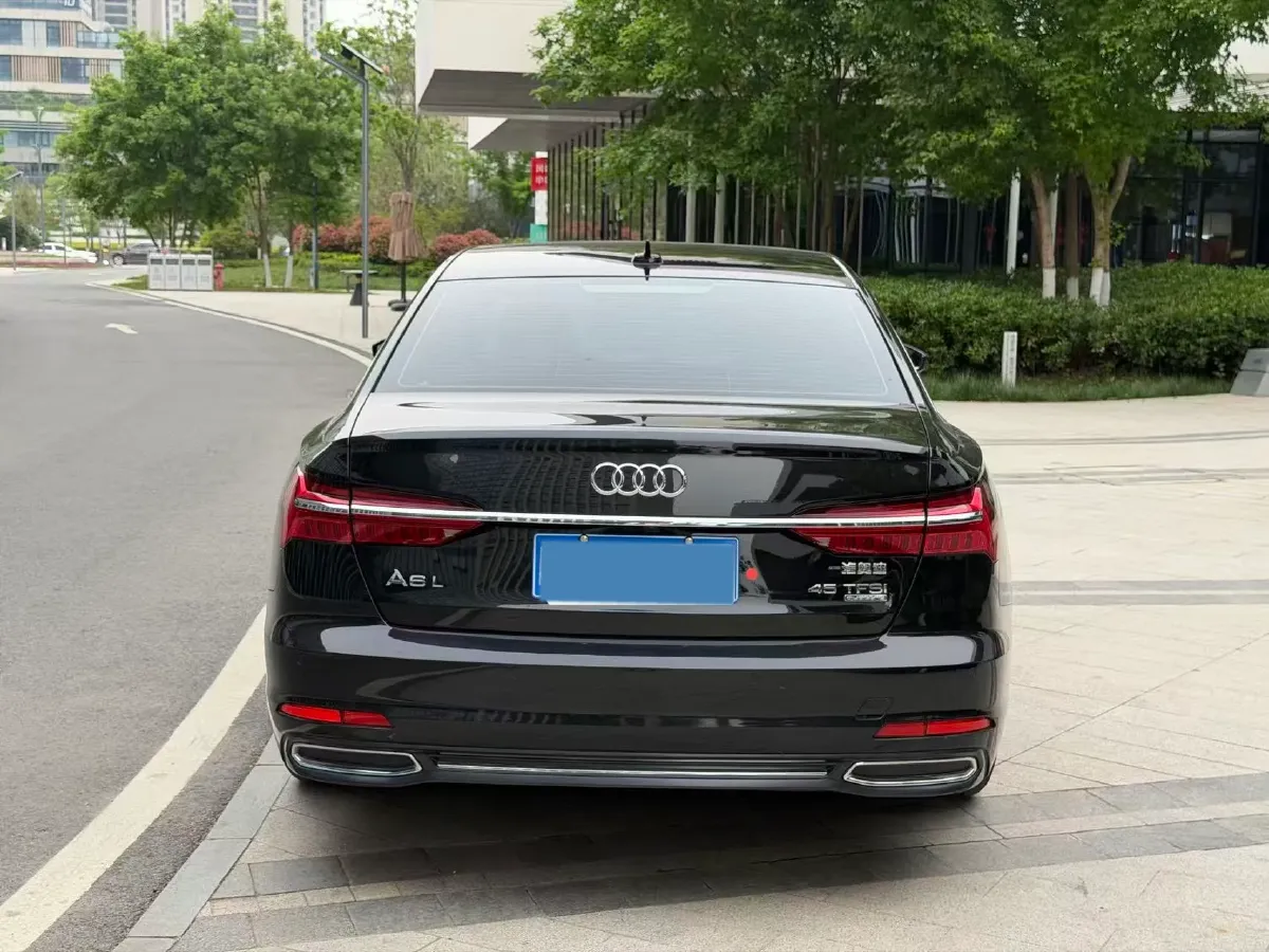 2020 Audi A6L 2.0T 224HP L4 7DCT,autocango,china used car exporter,china ev exporter,chinese used car exporter,chinese used ev exporter