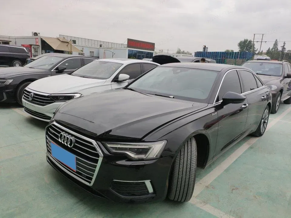 2020 Audi A6L 2.0T 224HP L4 7DCT,autocango,china used car exporter,china ev exporter,chinese used car exporter,chinese used ev exporter