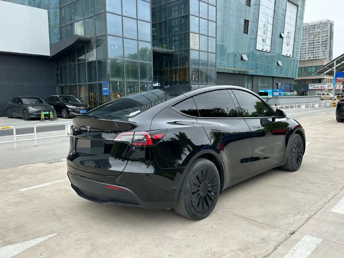2022 Tesla Model Y BEV 60KWH,autocango,china used car exporter,china ev exporter,chinese used car exporter,chinese used ev exporter