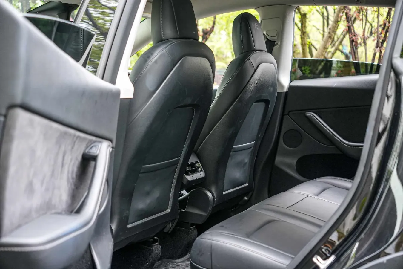 2021 Tesla Model Y BEV 60KWH,autocango,china used car exporter,china ev exporter,chinese used car exporter,chinese used ev exporter