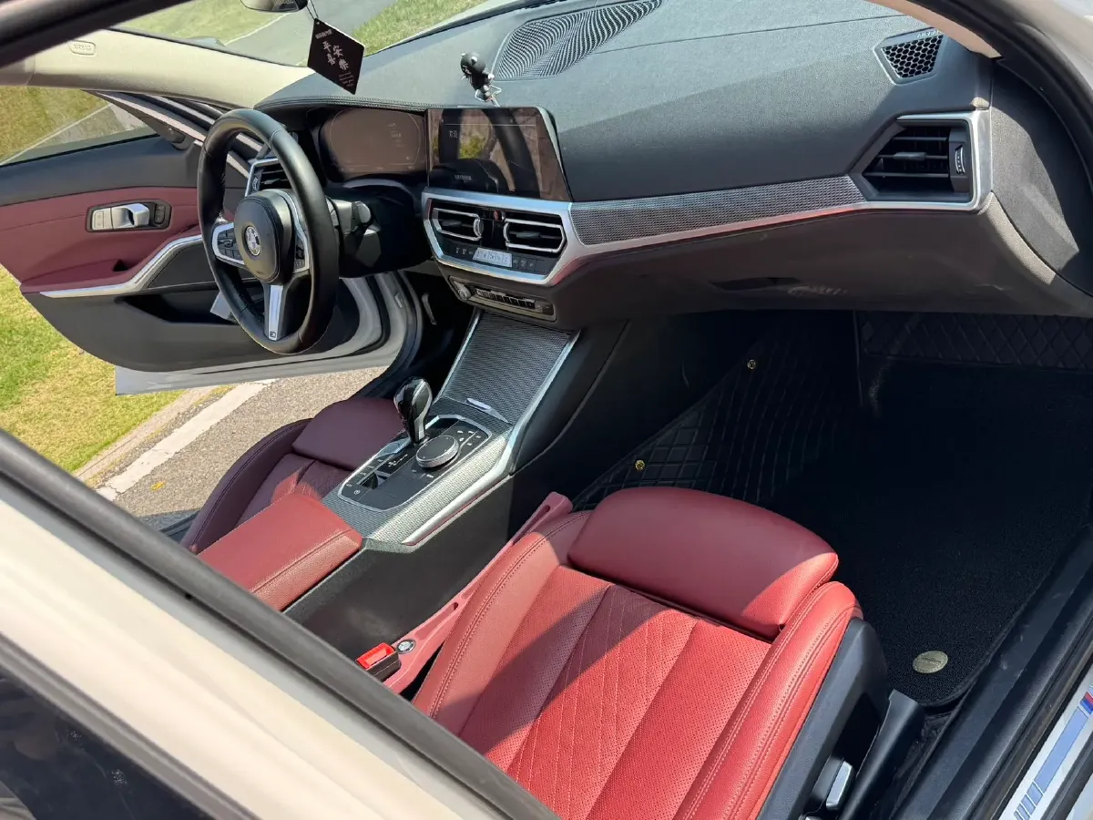 2022 BMW 3 Series 2.0T 184HP L4 8AT,autocango,china used car exporter,china ev exporter,chinese used car exporter,chinese used ev exporter