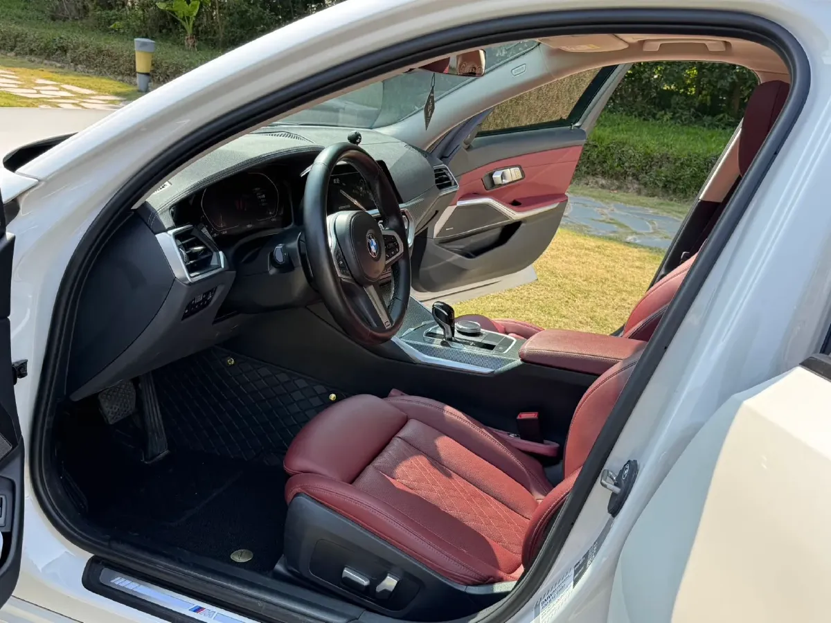 2022 BMW 3 Series 2.0T 184HP L4 8AT,autocango,china used car exporter,china ev exporter,chinese used car exporter,chinese used ev exporter