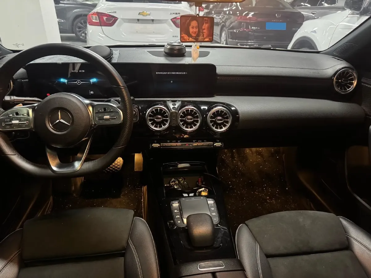 2022 Mercedes-Benz A Class 1.3T 163HP L4 7DCT,autocango,china used car exporter,china ev exporter,chinese used car exporter,chinese used ev exporter