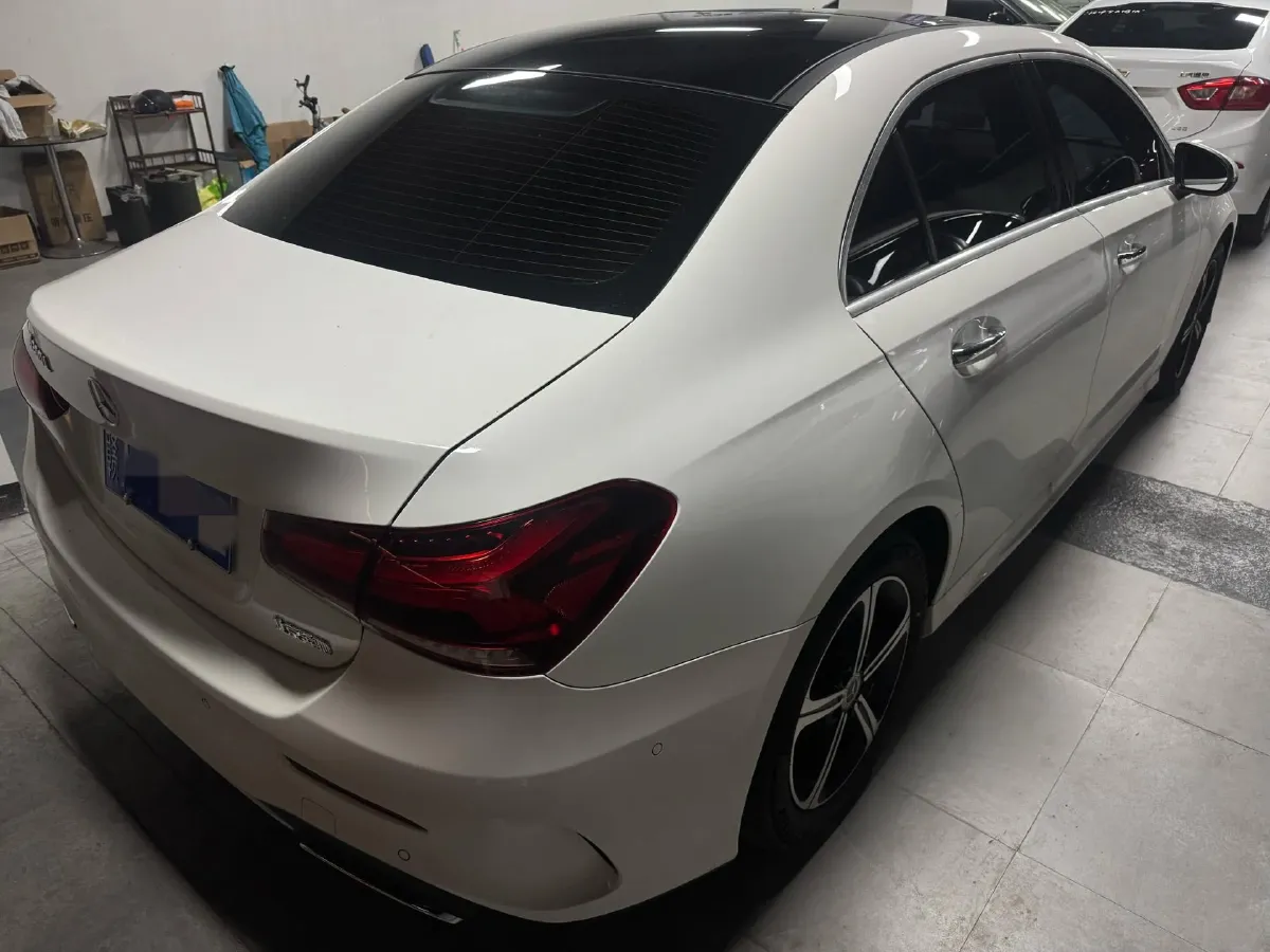 2022 Mercedes-Benz A Class 1.3T 163HP L4 7DCT,autocango,china used car exporter,china ev exporter,chinese used car exporter,chinese used ev exporter