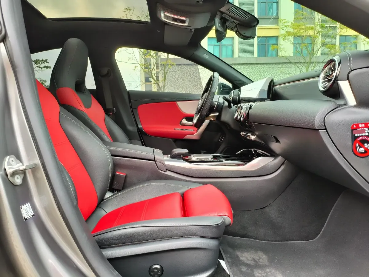 2021 Mercedes-Benz CLA AMG 2.0T 306HP L4 7DCT,autocango,china used car exporter,china ev exporter,chinese used car exporter,chinese used ev exporter