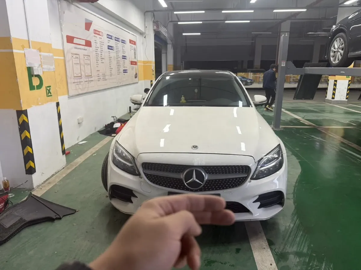2021 Mercedes-Benz C Class 1.5T 184HP L4 9AT,autocango,china used car exporter,china ev exporter,chinese used car exporter,chinese used ev exporter