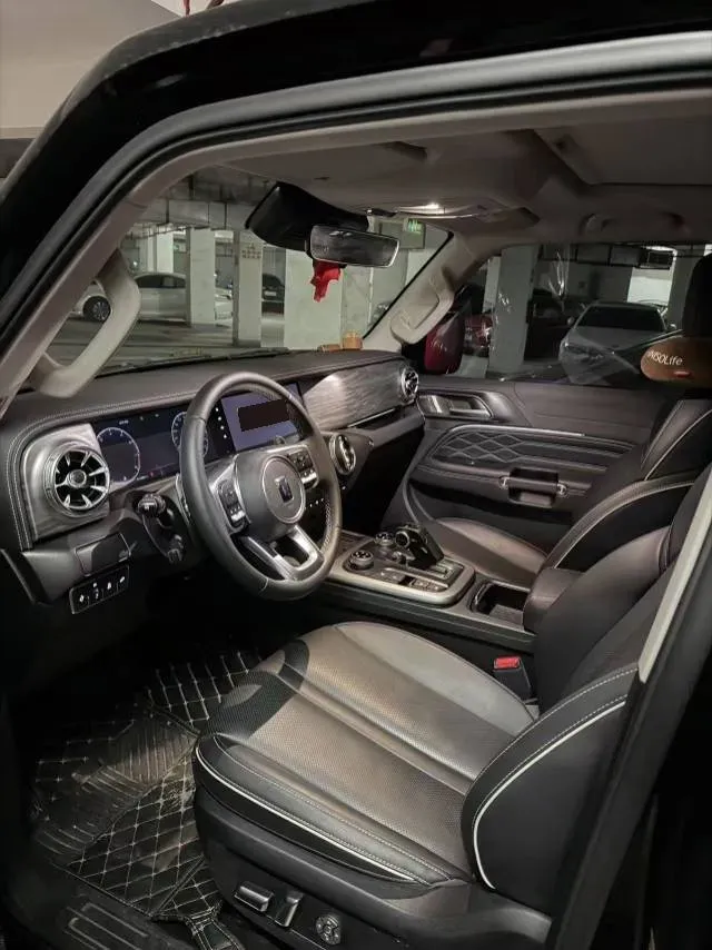 2024 Tank 300 2.0T 227HP L4 8AT,autocango,china used car exporter,china ev exporter,chinese used car exporter,chinese used ev exporter