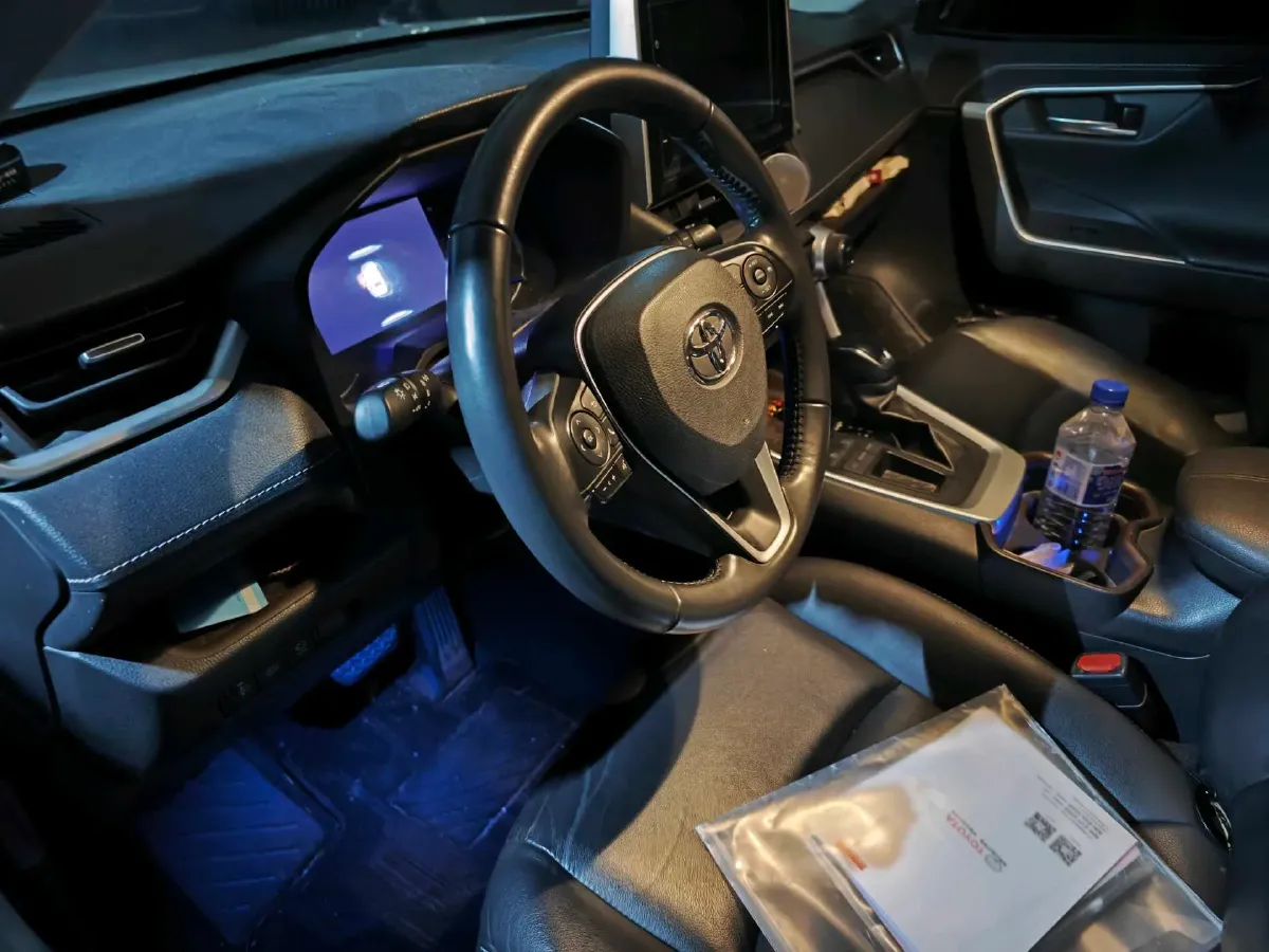 2020 Toyota RAV4 2.0L 171HP L4 CVT,autocango,china used car exporter,china ev exporter,chinese used car exporter,chinese used ev exporter