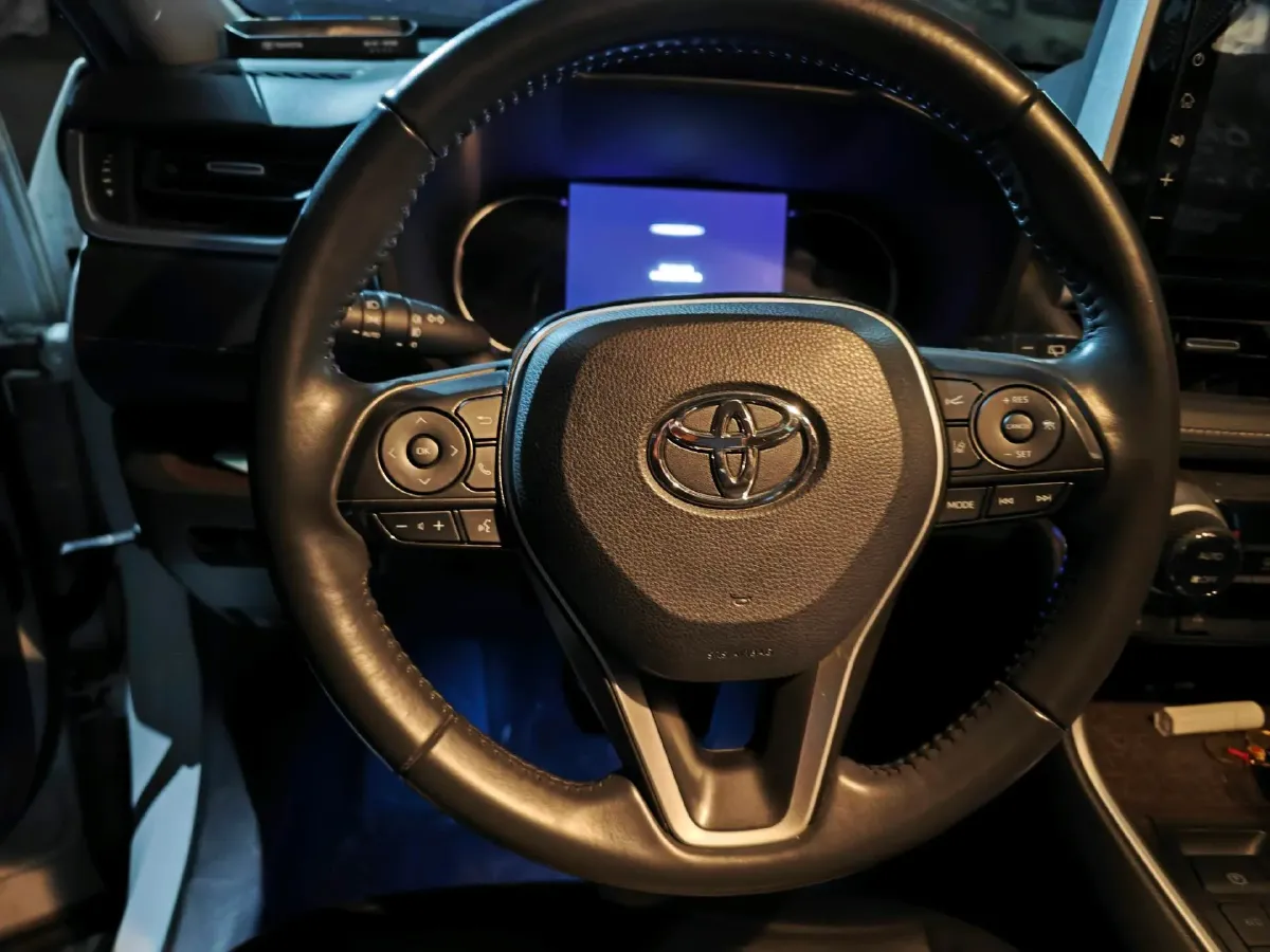 2020 Toyota RAV4 2.0L 171HP L4 CVT,autocango,china used car exporter,china ev exporter,chinese used car exporter,chinese used ev exporter