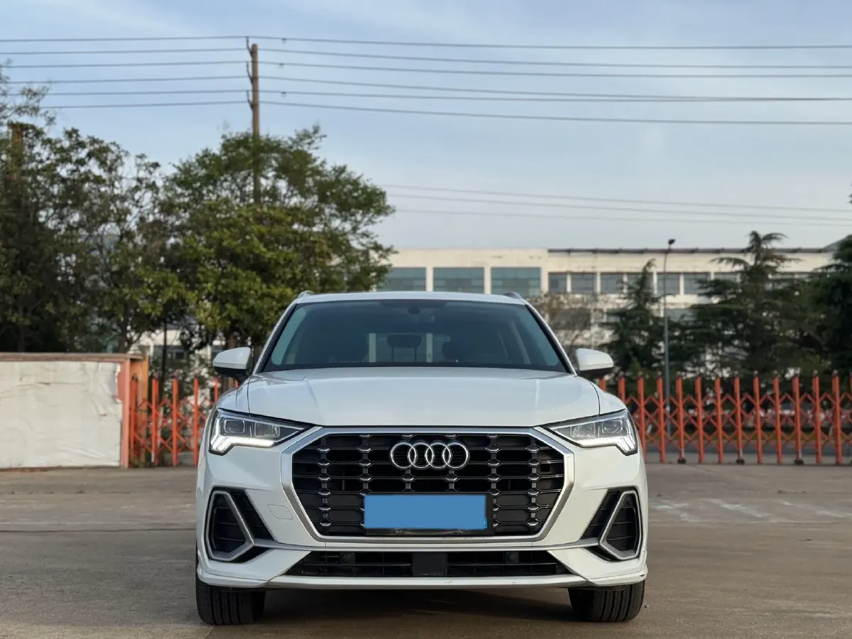 2021 Audi Q3 1.4T 150HP L4 7DCT,autocango,china used car exporter,china ev exporter,chinese used car exporter,chinese used ev exporter
