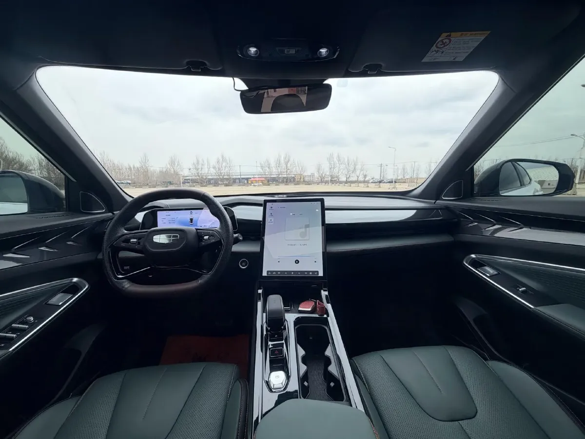 2024 Geely Azkarra 1.5T 181HP L4 7DCT,autocango,china used car exporter,china ev exporter,chinese used car exporter,chinese used ev exporter