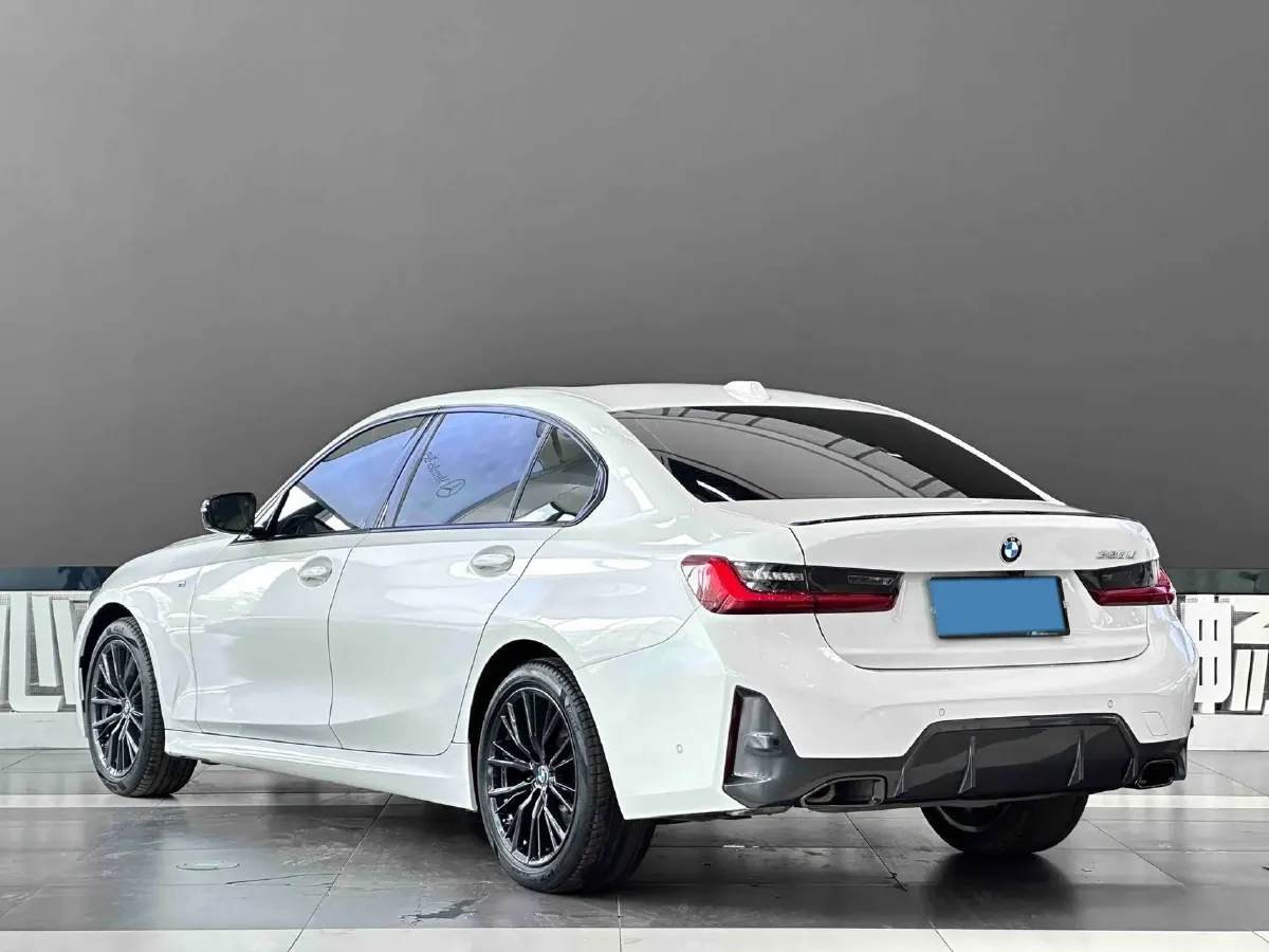 2023 BMW 3 Series 2.0T 184HP L4 8AT,autocango,china used car exporter,china ev exporter,chinese used car exporter,chinese used ev exporter