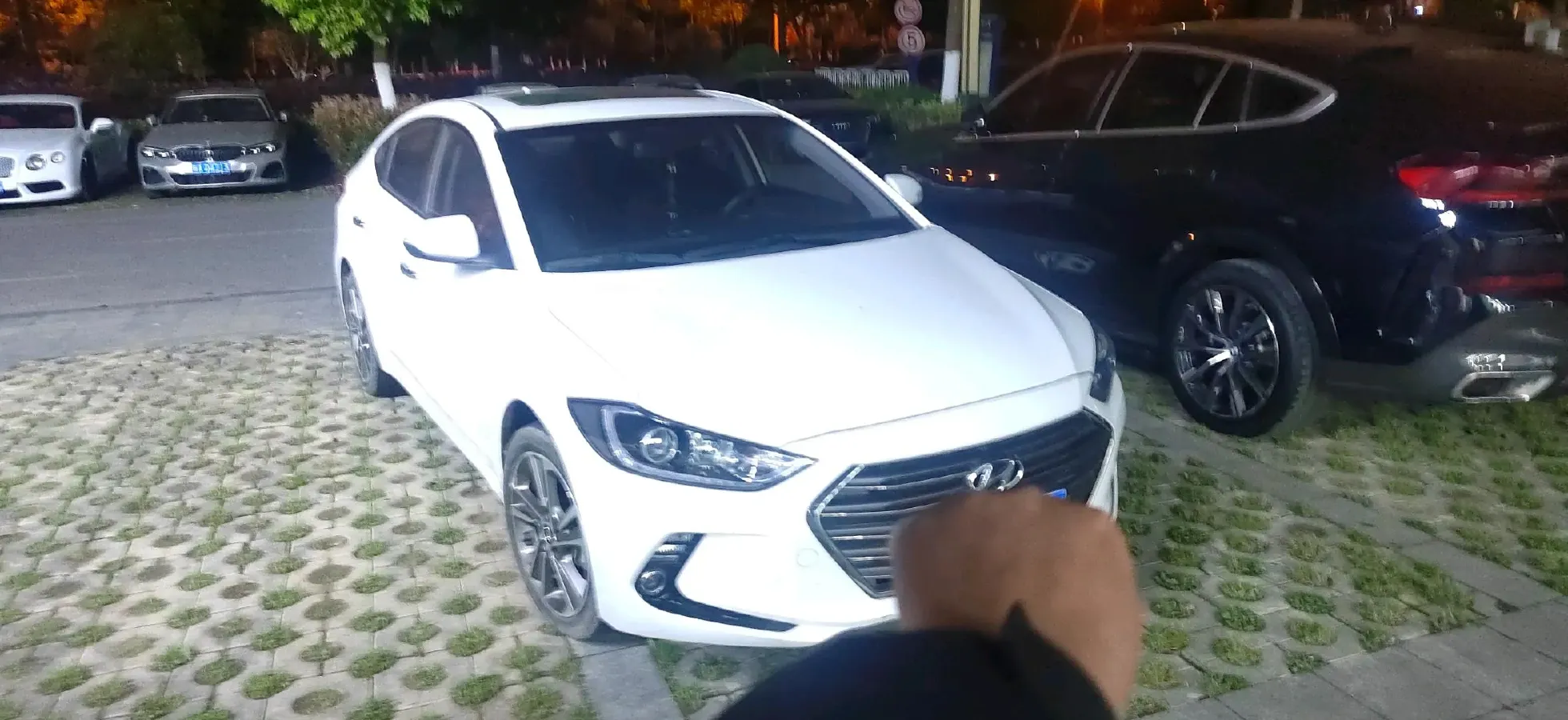 2016 Hyundai Elantra 1.6L 130HP L4 6AT,autocango,china used car exporter,china ev exporter,chinese used car exporter,chinese used ev exporter