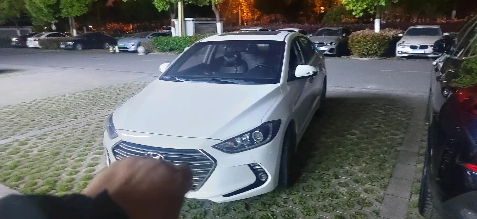 2016 Hyundai Elantra 1.6L 130HP L4 6AT,autocango,china used car exporter,china ev exporter,chinese used car exporter,chinese used ev exporter