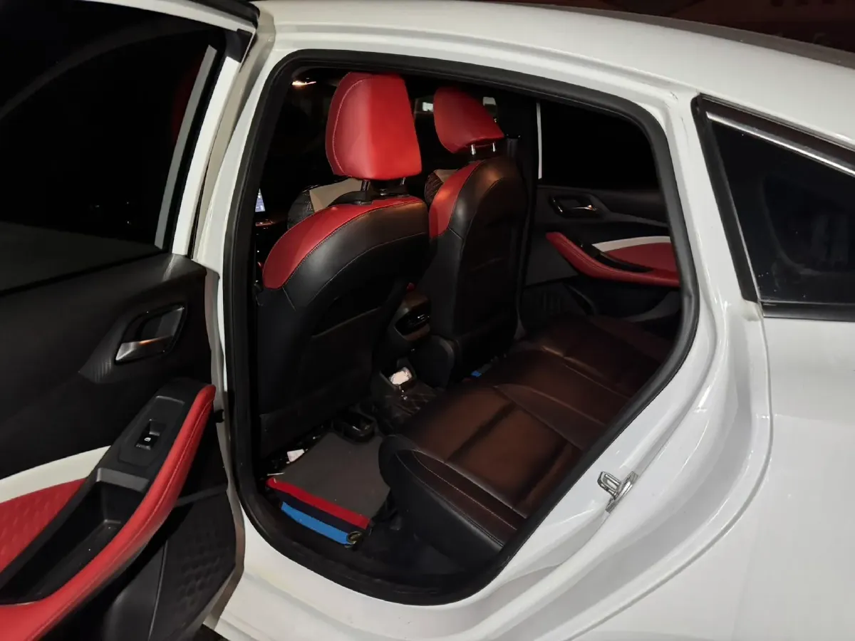 2021 MG 5 1.5L 120HP L4 CVT,autocango,china used car exporter,china ev exporter,chinese used car exporter,chinese used ev exporter