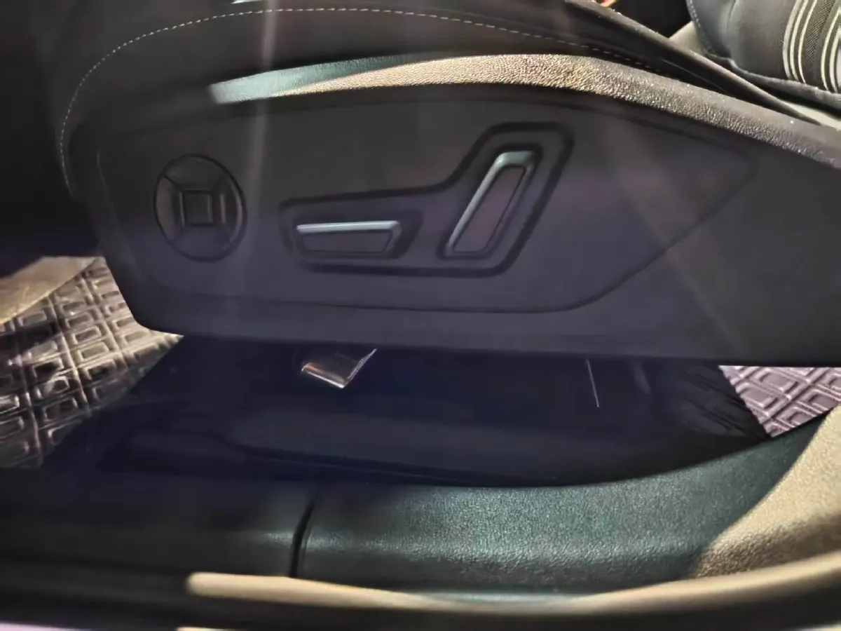 2023 Audi A3 1.4T 150HP L4 7DCT,autocango,china used car exporter,china ev exporter,chinese used car exporter,chinese used ev exporter