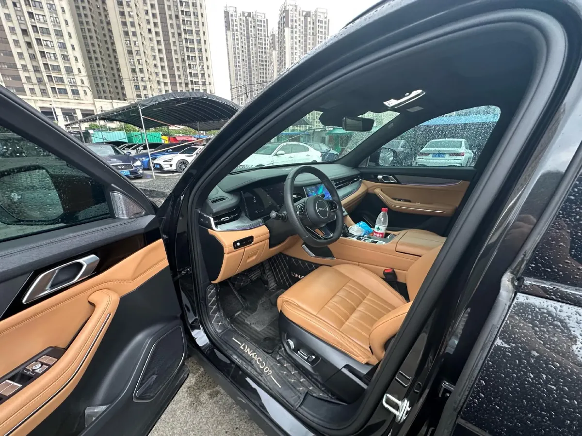 2023 LYNK&CO 09 EM-P 2.0T 254HP L4 3DHT PHEV 40.1KWH,autocango,china used car exporter,china ev exporter,chinese used car exporter,chinese used ev exporter