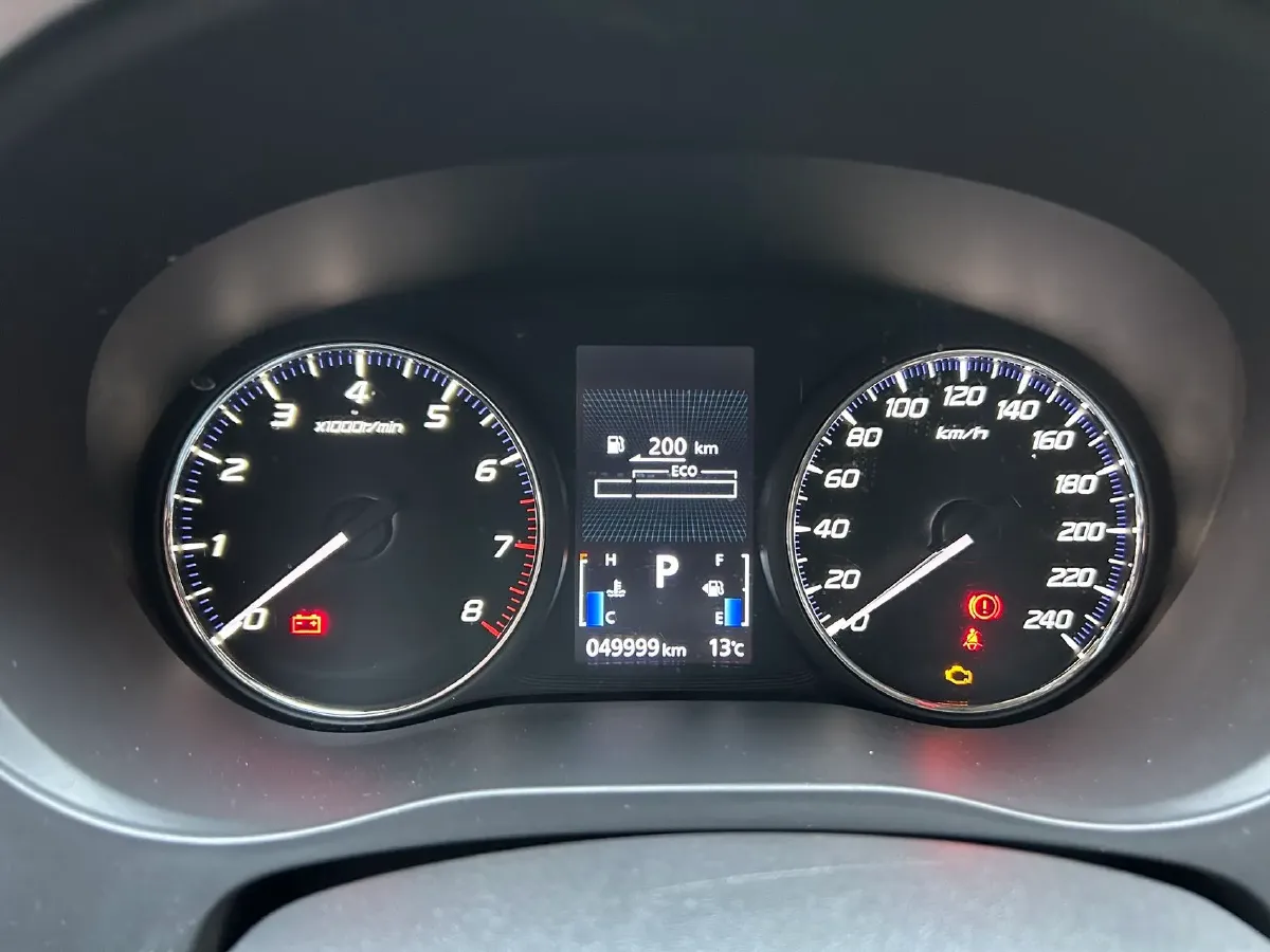 2020 Mitsubishi Outlander 2.0L 166HP L4 CVT,autocango,china used car exporter,china ev exporter,chinese used car exporter,chinese used ev exporter