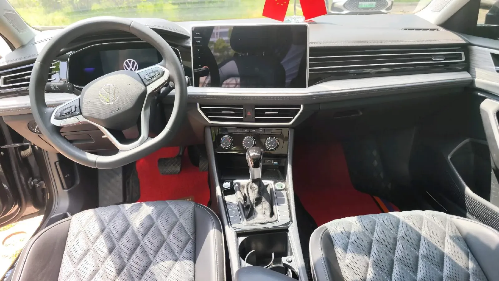 2023 Volkswagen Sagitar 1.5T 160HP L4 7DCT,autocango,china used car exporter,china ev exporter,chinese used car exporter,chinese used ev exporter