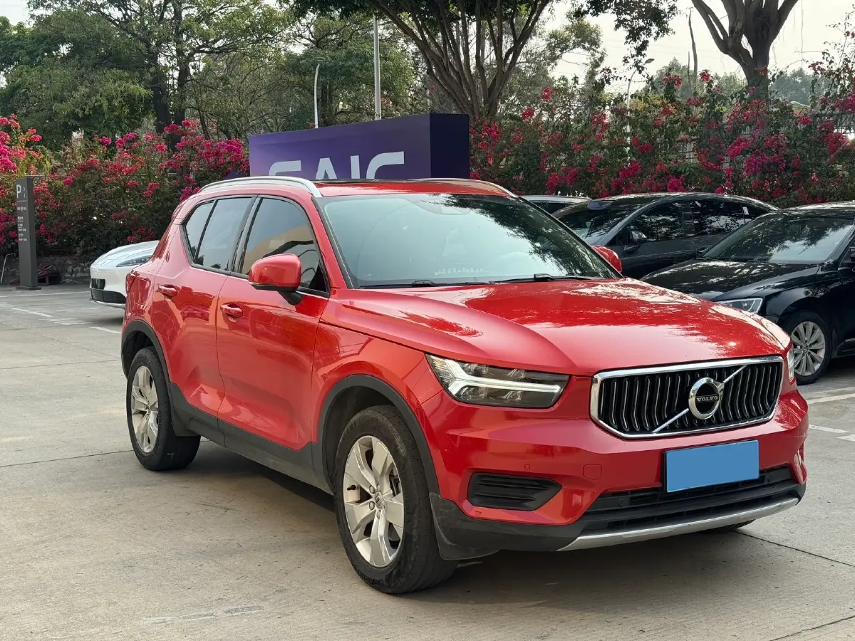 2021 Volvo XC40 2.0T 190HP L4 8AT,autocango,china used car exporter,china ev exporter,chinese used car exporter,chinese used ev exporter