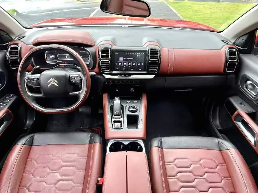 2019 Citroen C5 Aircross 1.8T 204HP L4 6AT,autocango,china used car exporter,china ev exporter,chinese used car exporter,chinese used ev exporter