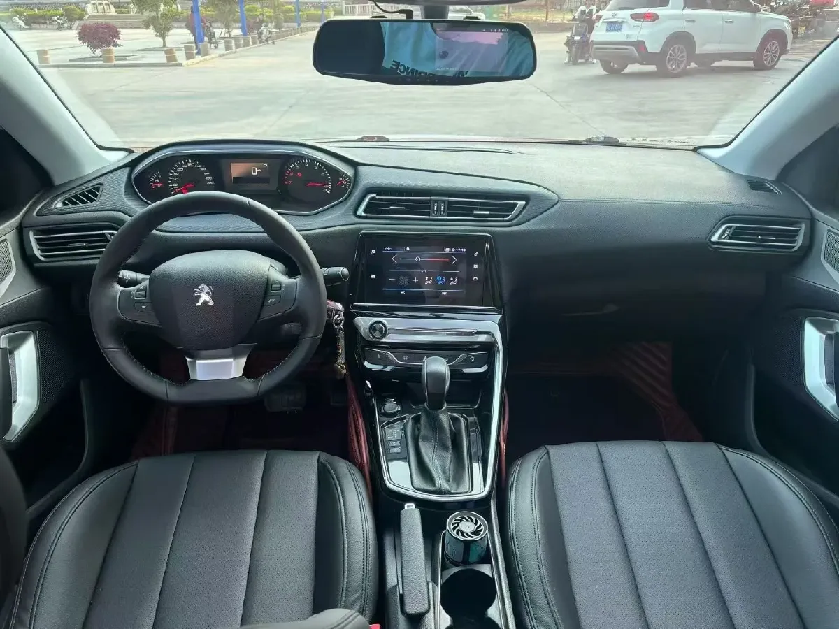 2019 Peugeot 308 1.2T 136HP L3 6AT,autocango,china used car exporter,china ev exporter,chinese used car exporter,chinese used ev exporter