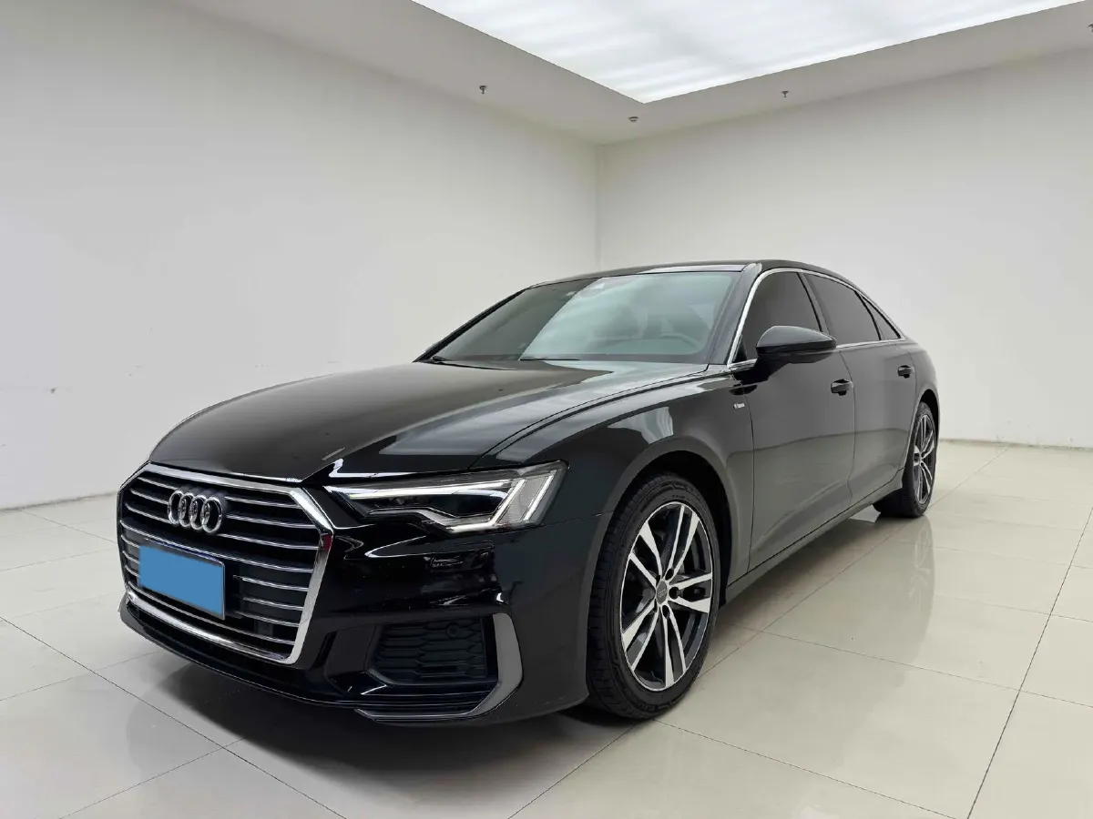 2020 Audi A6L 2.0T 190HP L4 7DCT,autocango,china used car exporter,china ev exporter,chinese used car exporter,chinese used ev exporter