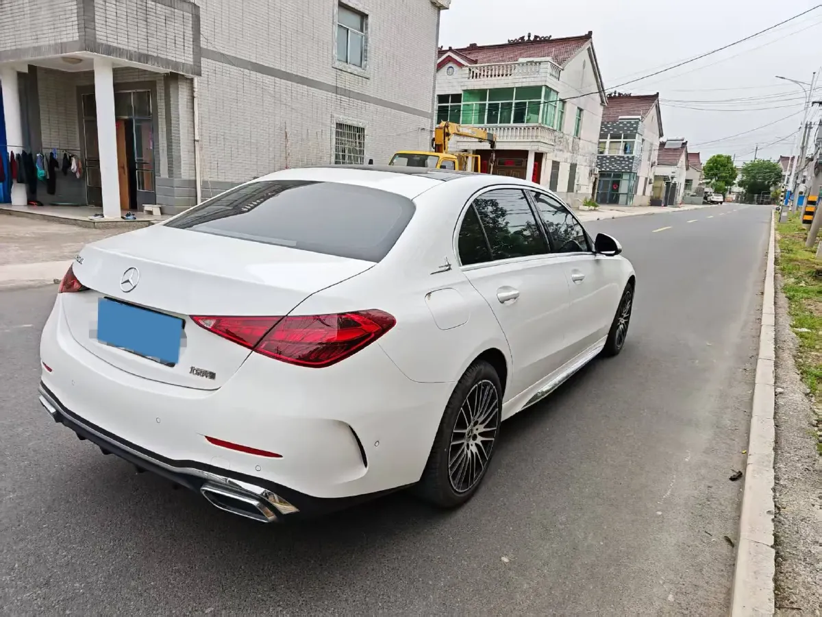 2024 Mercedes-Benz C Class 1.5T 204HP L4 9AT,autocango,china used car exporter,china ev exporter,chinese used car exporter,chinese used ev exporter