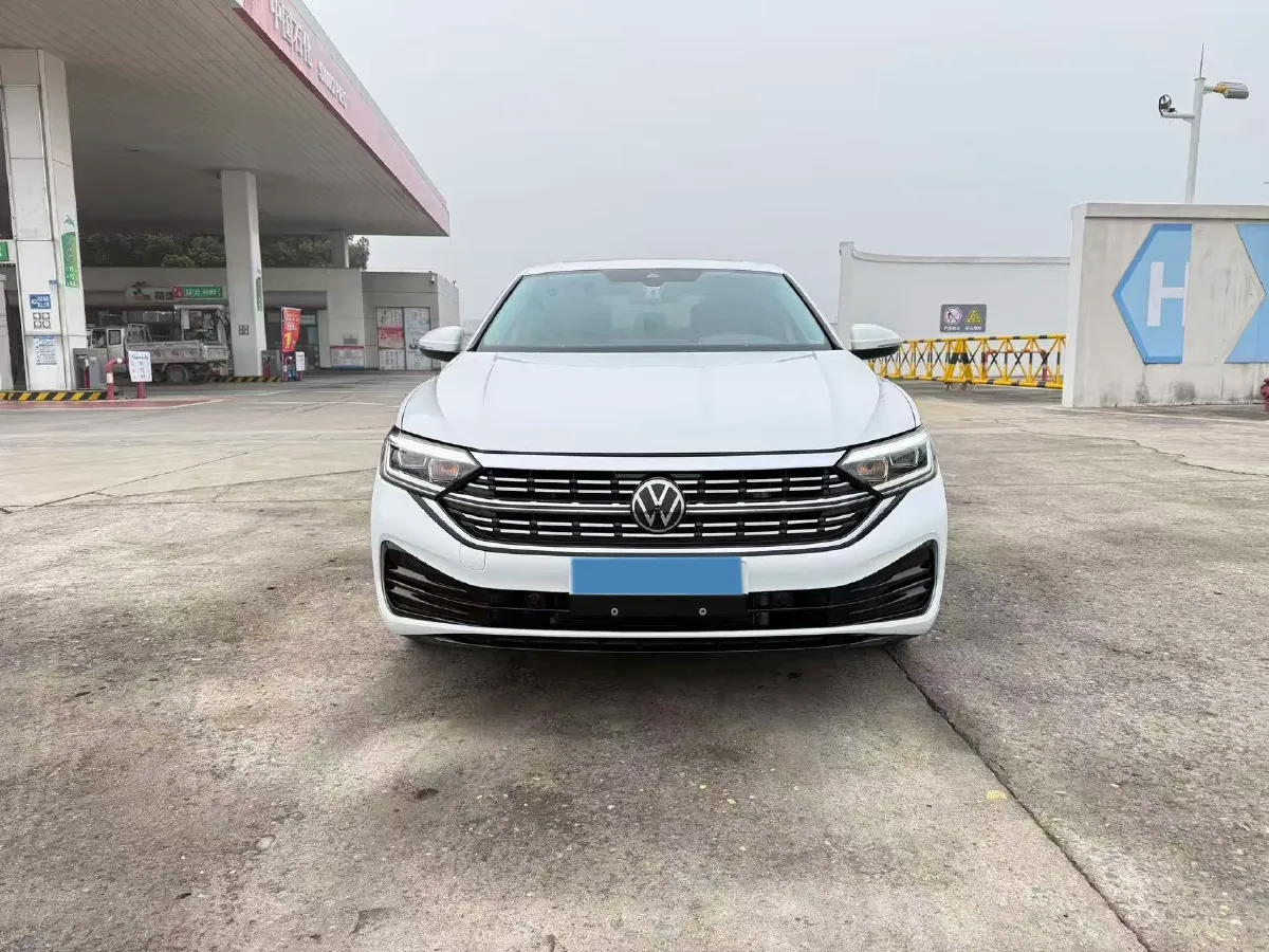 2023 Volkswagen Sagitar 1.5T 160HP L4 7DCT,autocango,china used car exporter,china ev exporter,chinese used car exporter,chinese used ev exporter