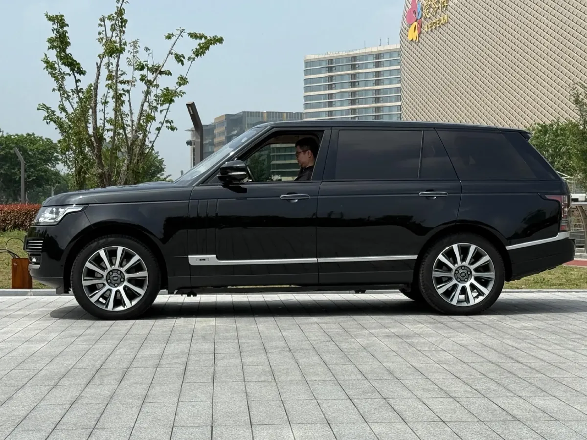 2015 Land Rover Range Rover 5.0T 510HP V8 8AT,autocango,china used car exporter,china ev exporter,chinese used car exporter,chinese used ev exporter