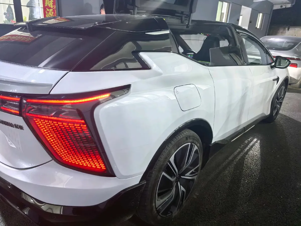 2022 HiPhi X BEV 97KWH,autocango,china used car exporter,china ev exporter,chinese used car exporter,chinese used ev exporter