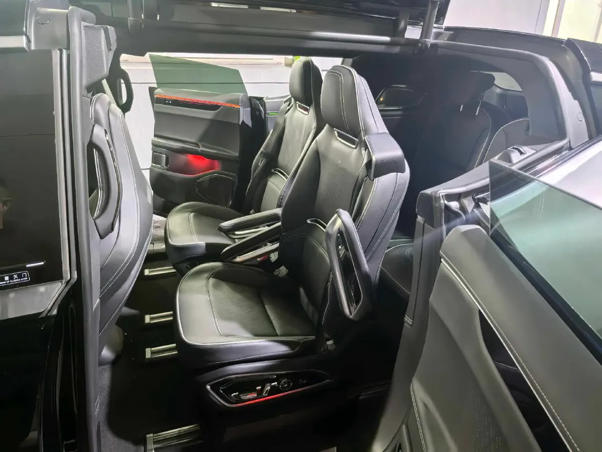 2022 HiPhi X BEV 97KWH,autocango,china used car exporter,china ev exporter,chinese used car exporter,chinese used ev exporter