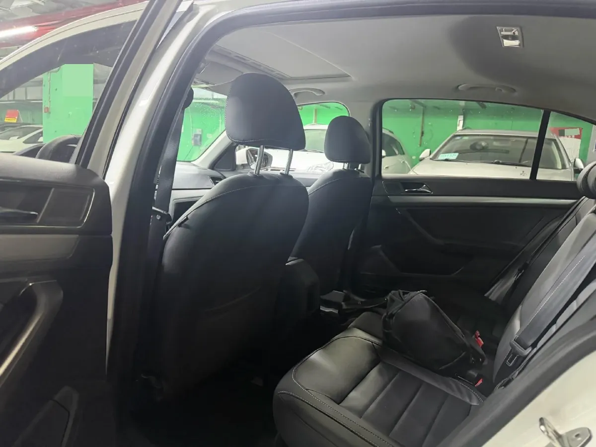 2017 Buick Excelle 1.5L 114HP L4 6AT,autocango,china used car exporter,china ev exporter,chinese used car exporter,chinese used ev exporter