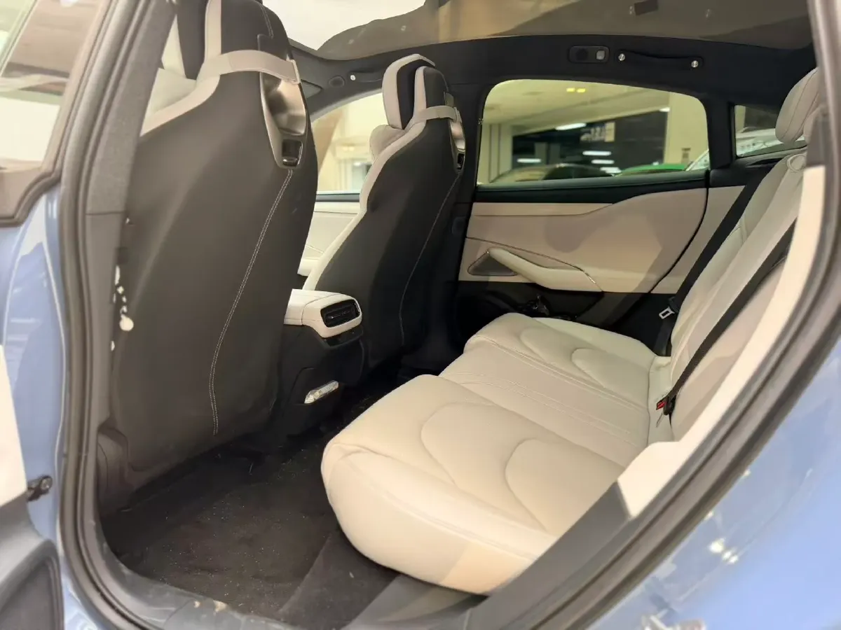 2024 MI SU7 BEV 94.3KWH,autocango,china used car exporter,china ev exporter,chinese used car exporter,chinese used ev exporter