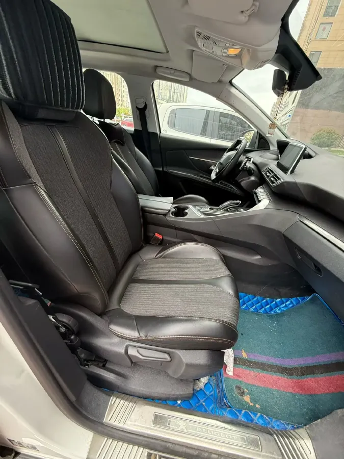 2017 Peugeot 5008 1.6T 167HP L4 6AT,autocango,china used car exporter,china ev exporter,chinese used car exporter,chinese used ev exporter