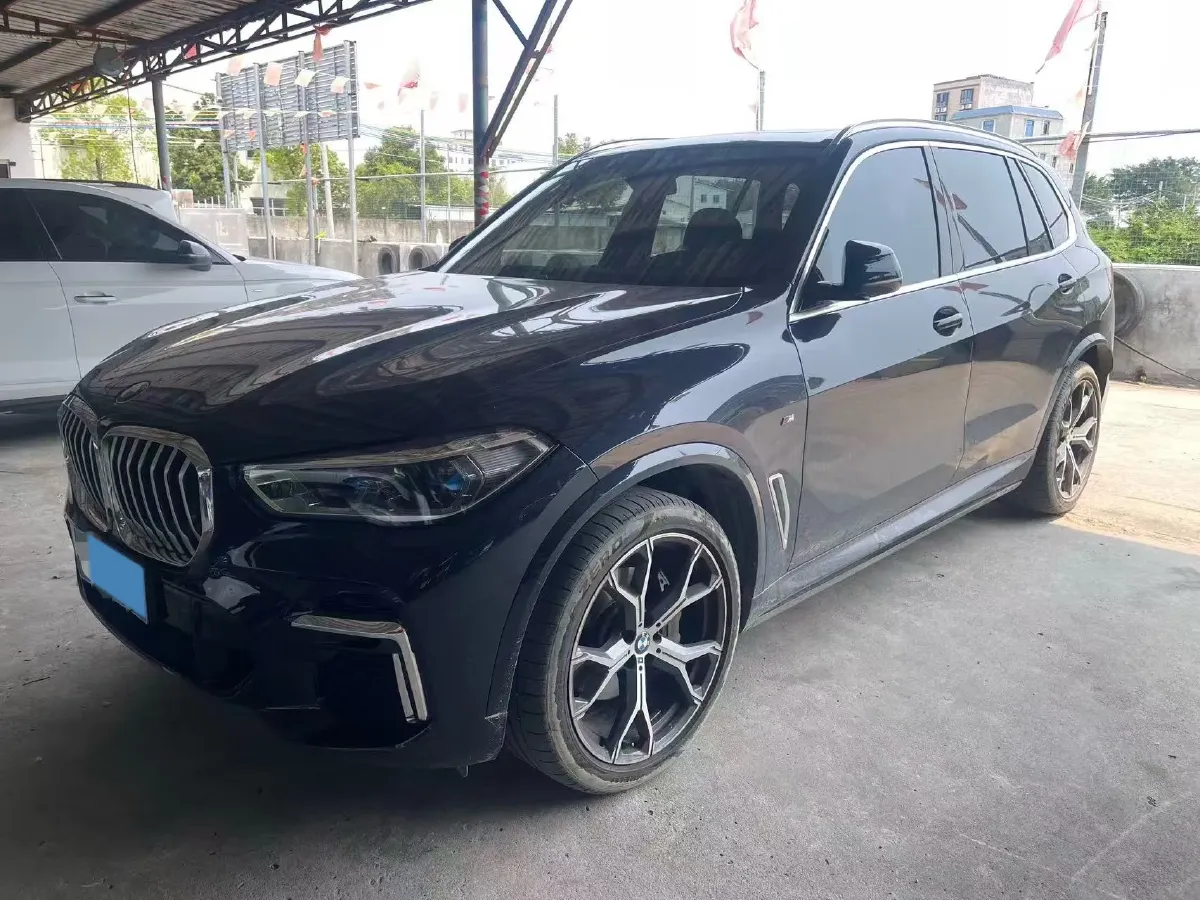 2022 BMW X5 3.0T 333HP L6 8AT,autocango,china used car exporter,china ev exporter,chinese used car exporter,chinese used ev exporter