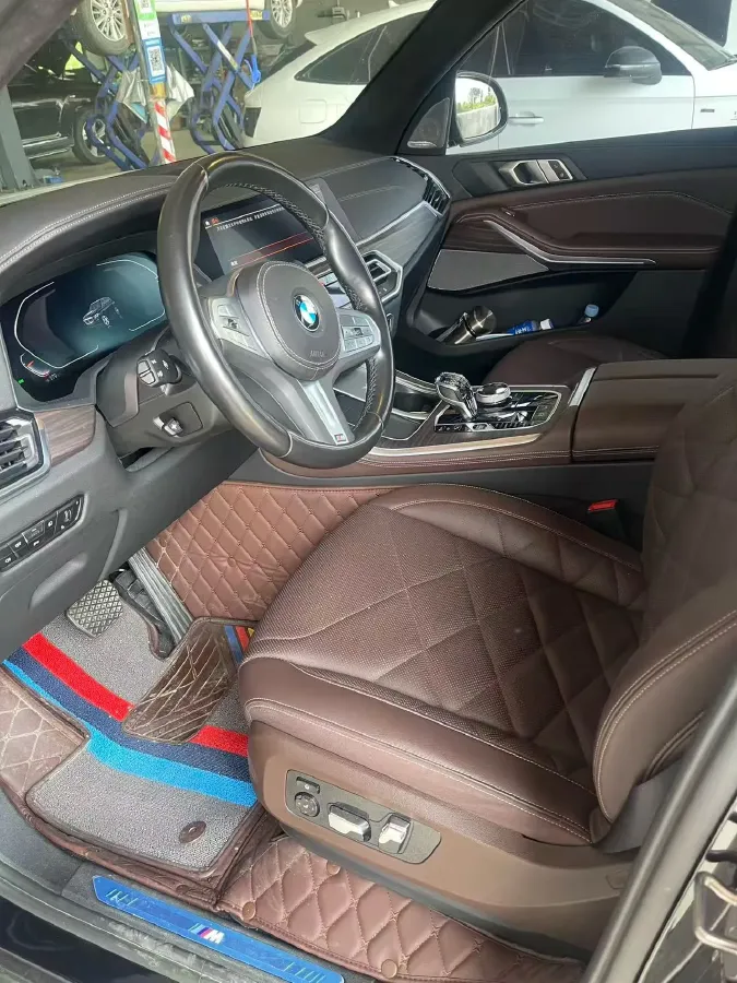 2022 BMW X5 3.0T 333HP L6 8AT,autocango,china used car exporter,china ev exporter,chinese used car exporter,chinese used ev exporter