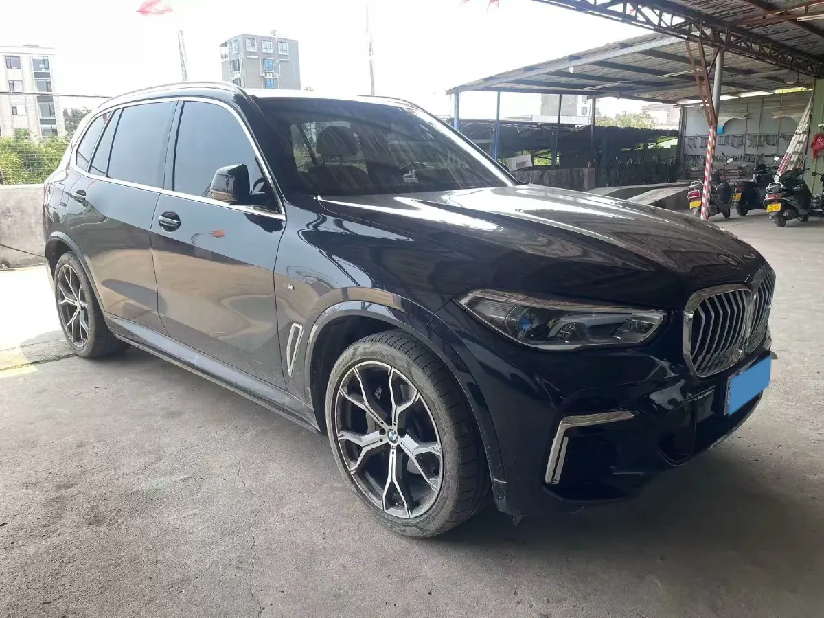 2022 BMW X5 3.0T 333HP L6 8AT,autocango,china used car exporter,china ev exporter,chinese used car exporter,chinese used ev exporter