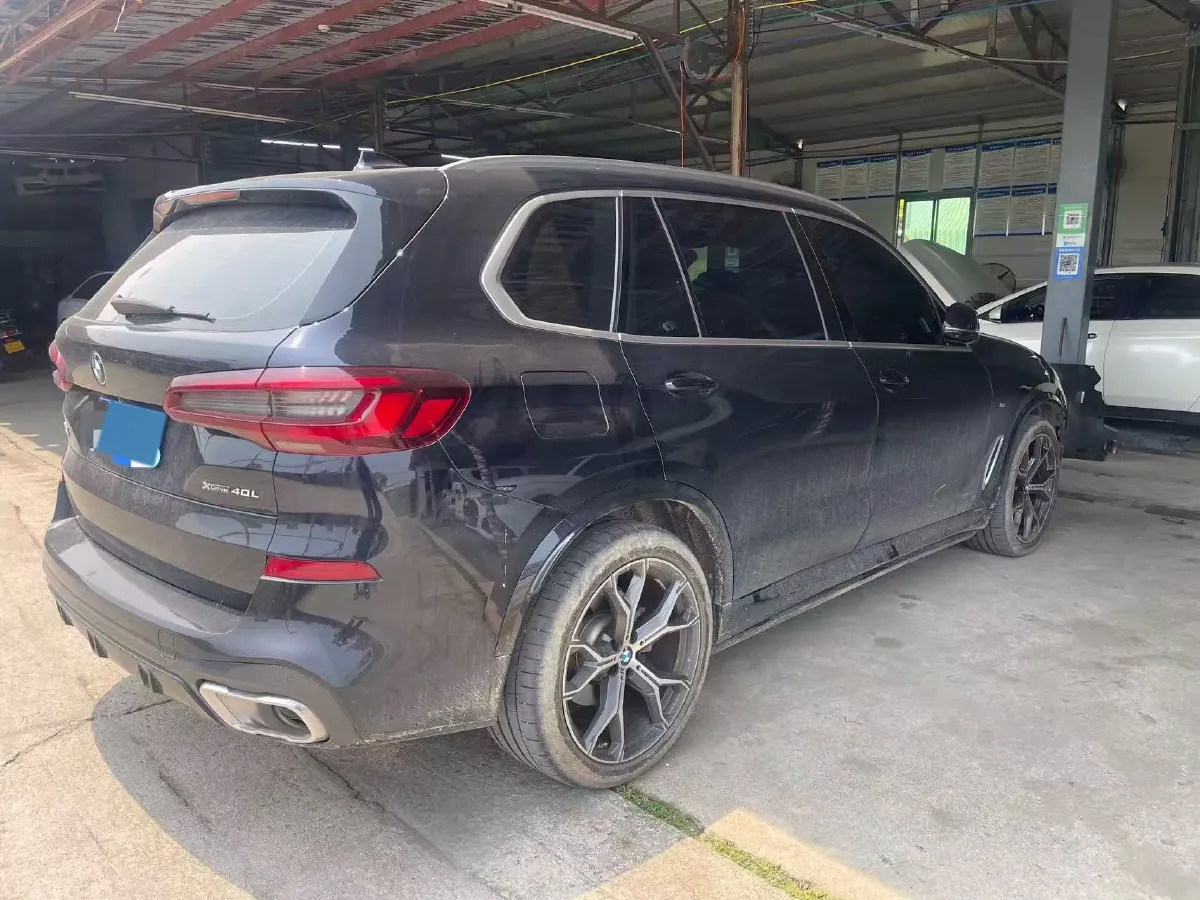 2022 BMW X5 3.0T 333HP L6 8AT,autocango,china used car exporter,china ev exporter,chinese used car exporter,chinese used ev exporter