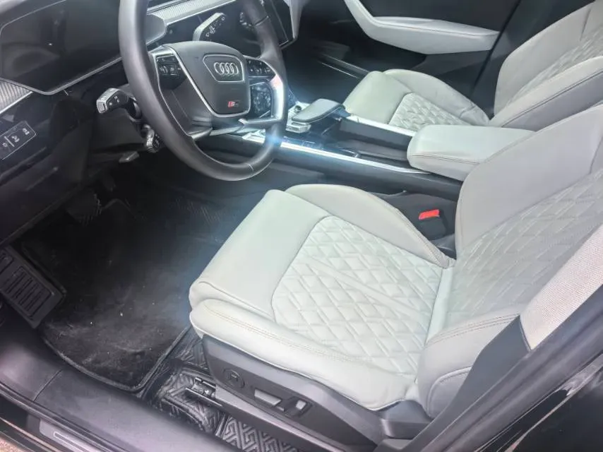 2021 Audi e-tron BEV 96.7KWH,autocango,china used car exporter,china ev exporter,chinese used car exporter,chinese used ev exporter