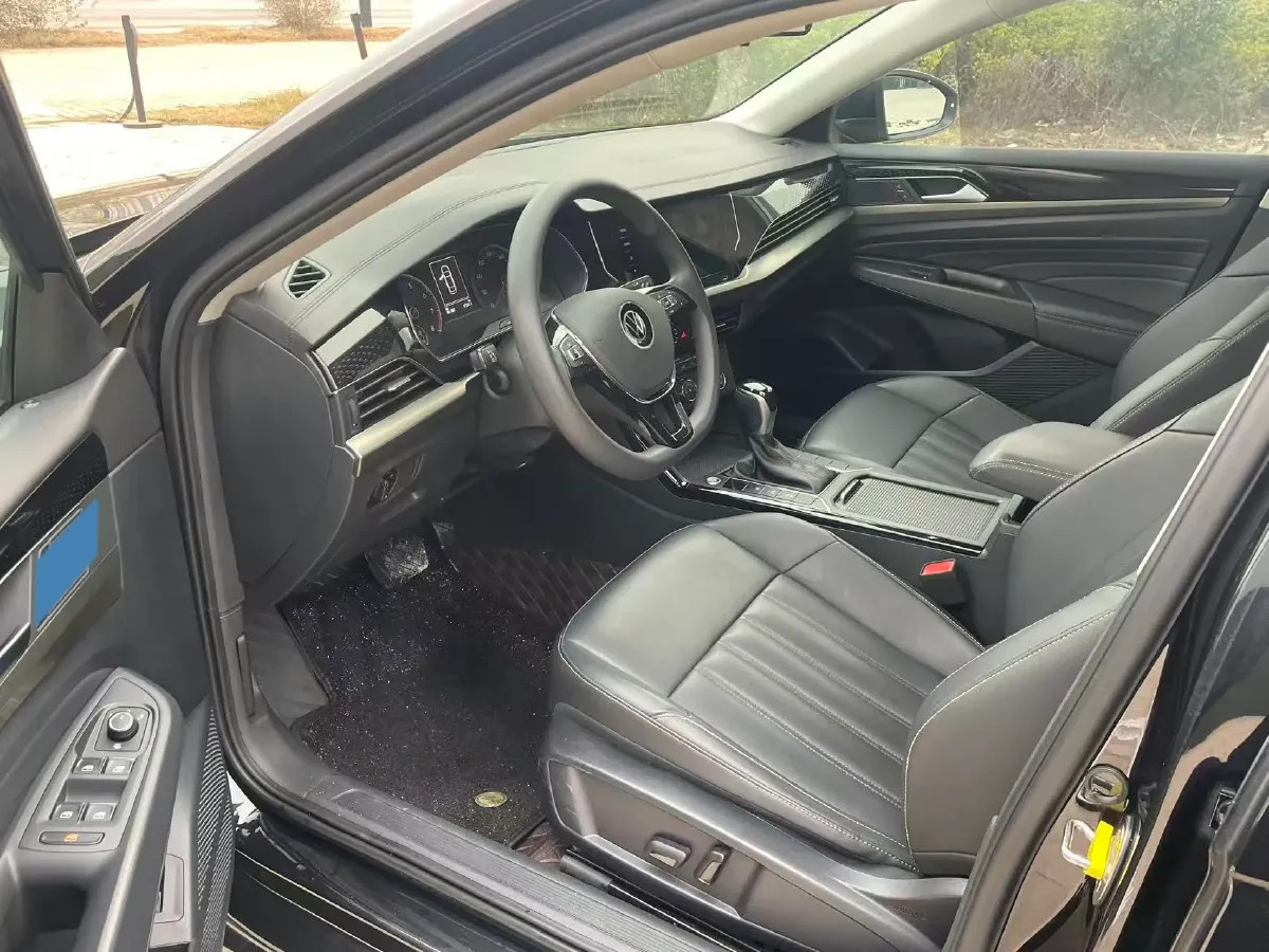 2021 Volkswagen Passat 1.4T 150HP L4 7DCT,autocango,china used car exporter,china ev exporter,chinese used car exporter,chinese used ev exporter