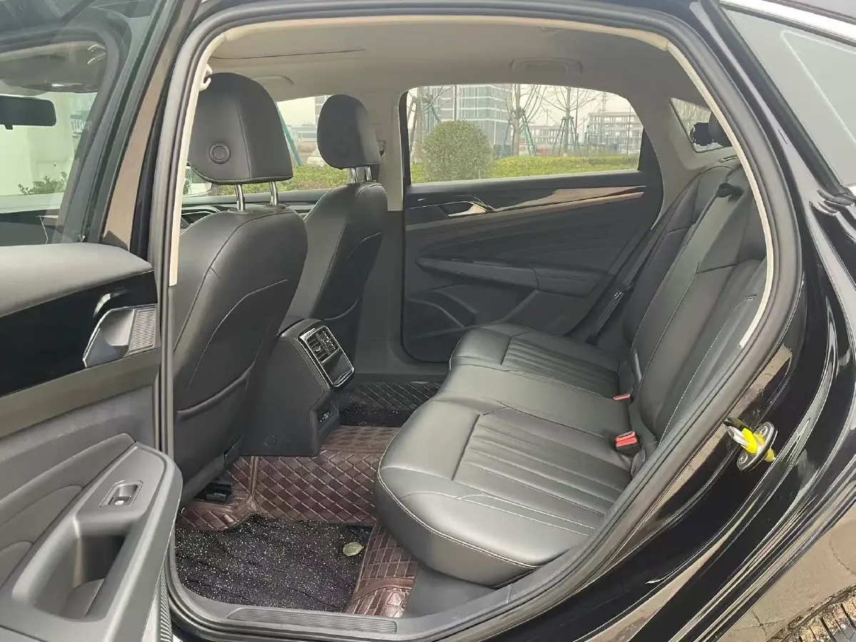 2021 Volkswagen Passat 1.4T 150HP L4 7DCT,autocango,china used car exporter,china ev exporter,chinese used car exporter,chinese used ev exporter