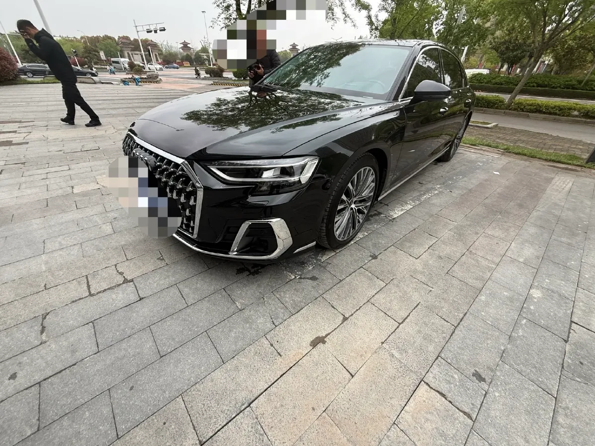 2024 Audi A8 3.0T 286HP V6 8AT,autocango,china used car exporter,china ev exporter,chinese used car exporter,chinese used ev exporter