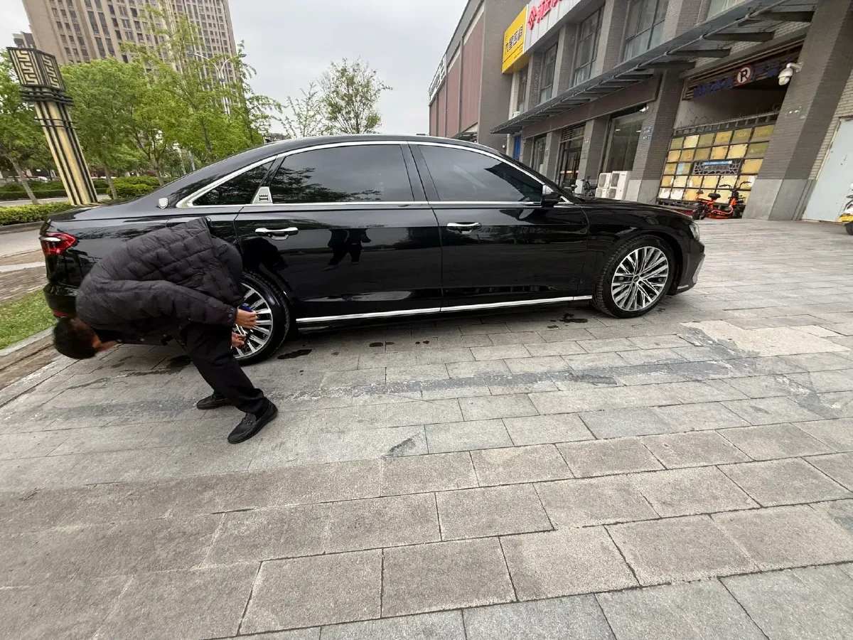 2024 Audi A8 3.0T 286HP V6 8AT,autocango,china used car exporter,china ev exporter,chinese used car exporter,chinese used ev exporter