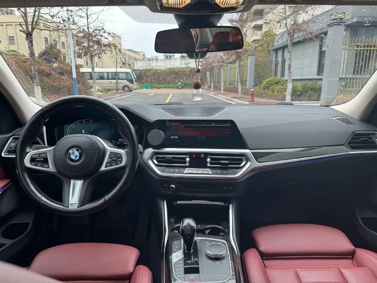 2021 BMW 3 Series 2.0T 184HP L4 8AT,autocango,china used car exporter,china ev exporter,chinese used car exporter,chinese used ev exporter