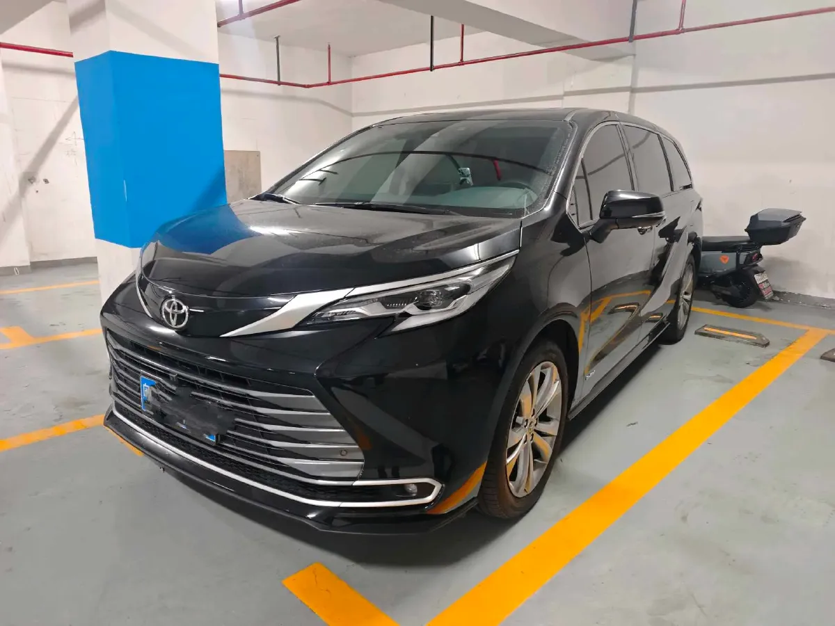 2024 Toyota Sienna 2.5L 189HP L4 E-CVT Hybrid,autocango,china used car exporter,china ev exporter,chinese used car exporter,chinese used ev exporter