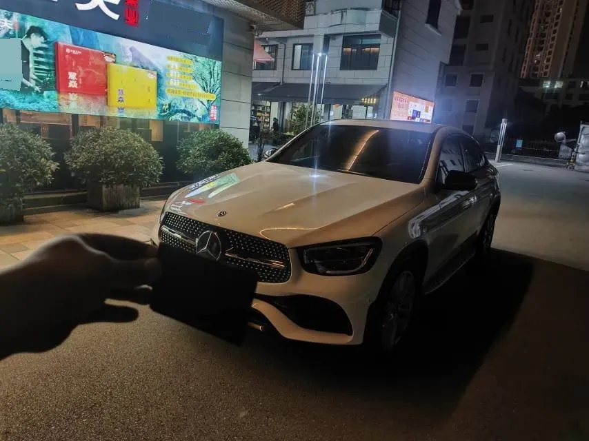 2020 Mercedes-Benz GLC Coupe 2.0T 197HP L4 9AT,autocango,china used car exporter,china ev exporter,chinese used car exporter,chinese used ev exporter